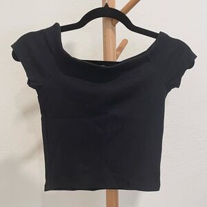 Zara Trafaluc Women's Black Off Shoulder Cropped Ribbed Tee